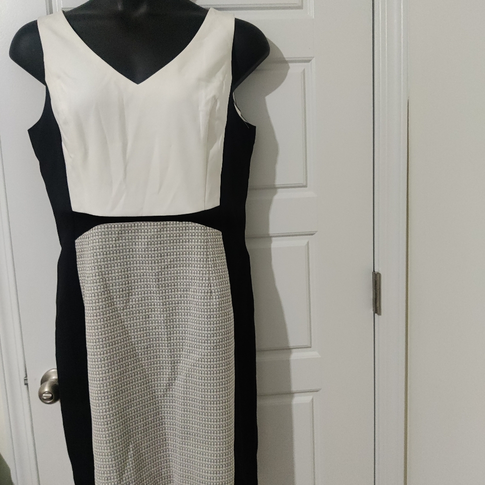 White House Black Market Dress Size 14 NWOT